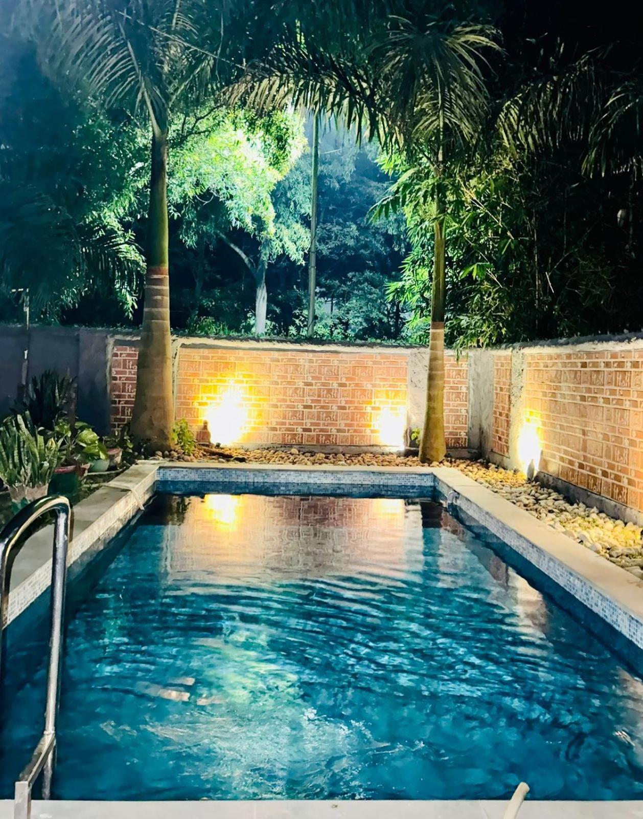 The Forest Suite Greater Noida Exterior photo
